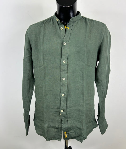 Camicia verde slim fit in lino collo alla coreana modello Dexter by B.D. BAGGIES